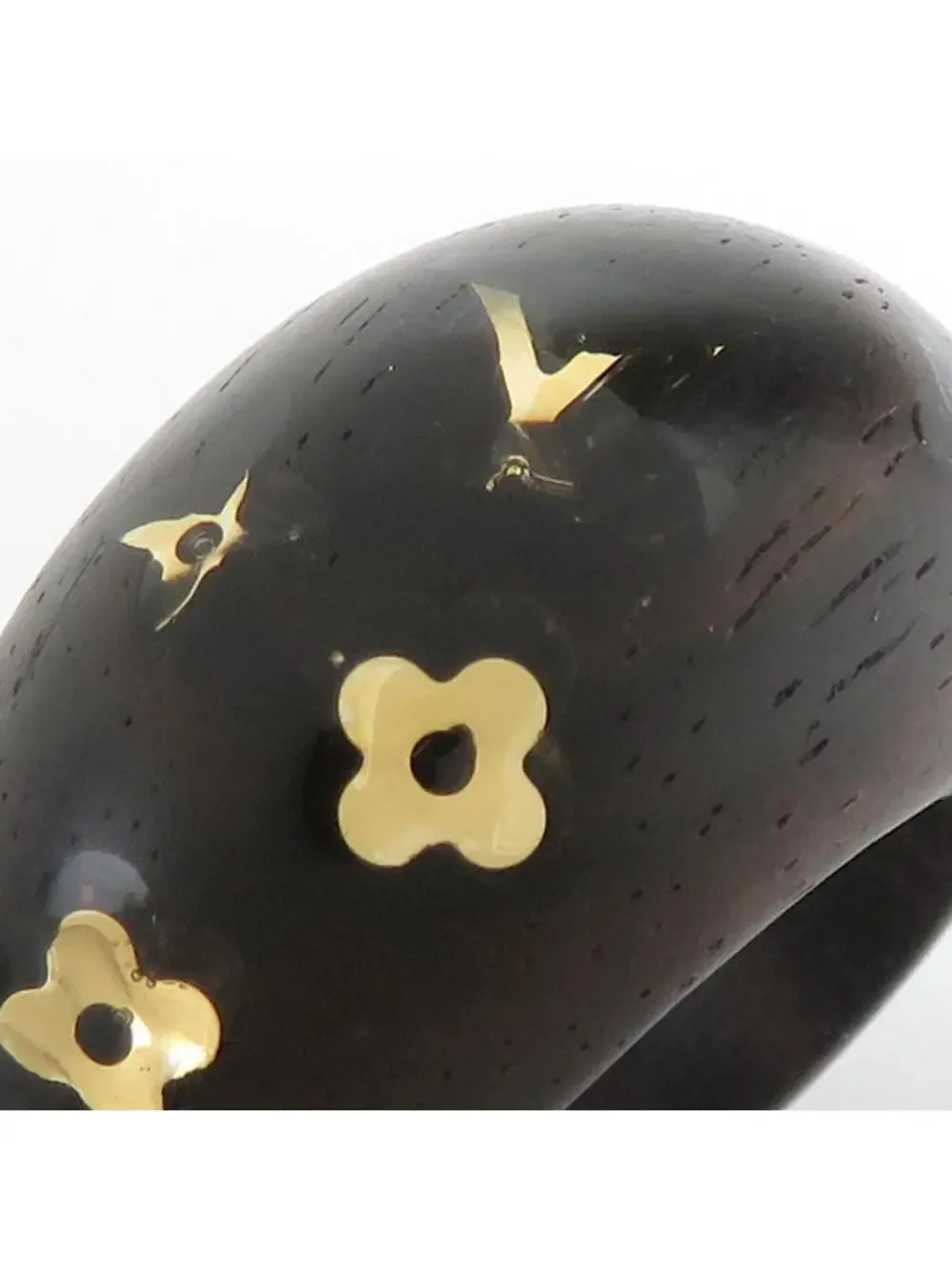 Louis Vuitton elevate your